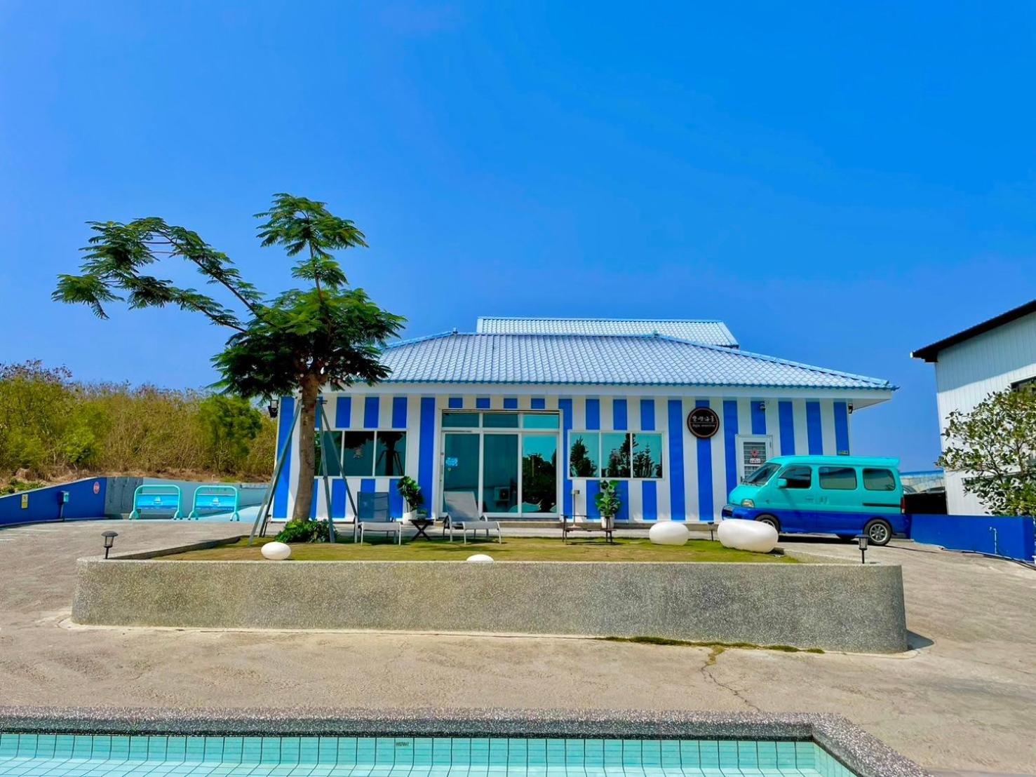 שייאו ליוקיו Loju Seaview Homestay מראה חיצוני תמונה